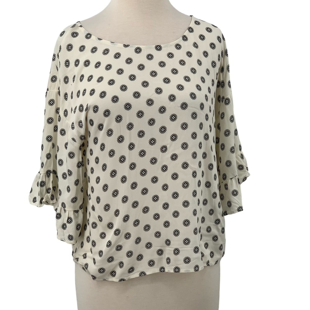Forever 21 Short Sleeve Pullover Top Criss-Cross Back Cream/Black Medallion S